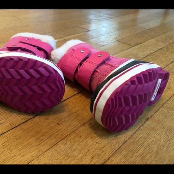 Sorel, Toddler Girls, Size 4 Winter Boot - Picture 3 of 3